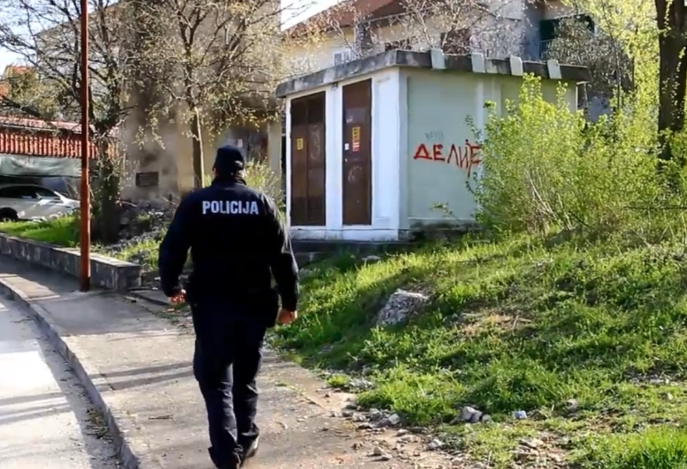 Delije obeležile teritoriju u Šibeniku (VIDEO)