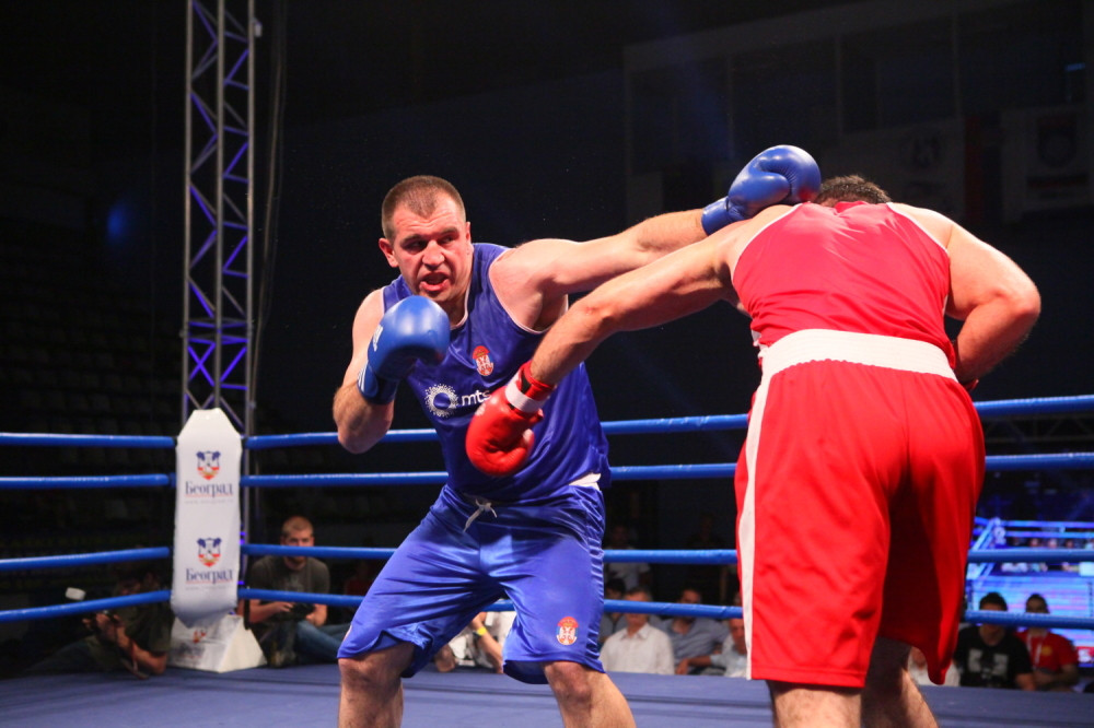 KIDAĆU GLAVE za medalju na EP!