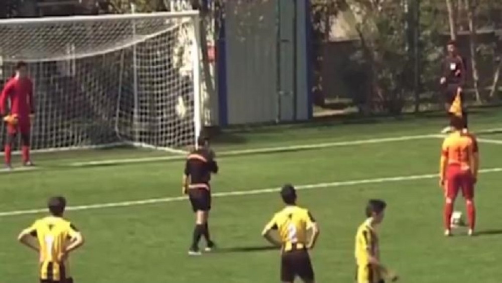 Sudija svirao greškom penal, a on... pa ovo je POTEZ ZA ISTORIJU (VIDEO)