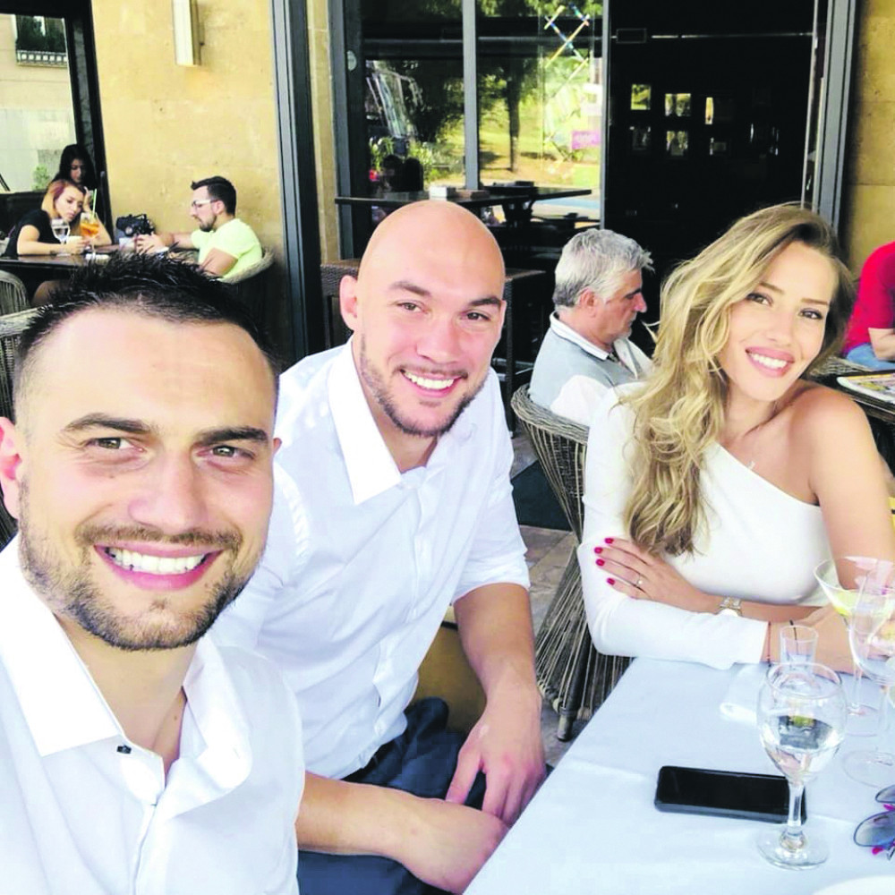 Mare je ljudina  kakva se retko rađa!