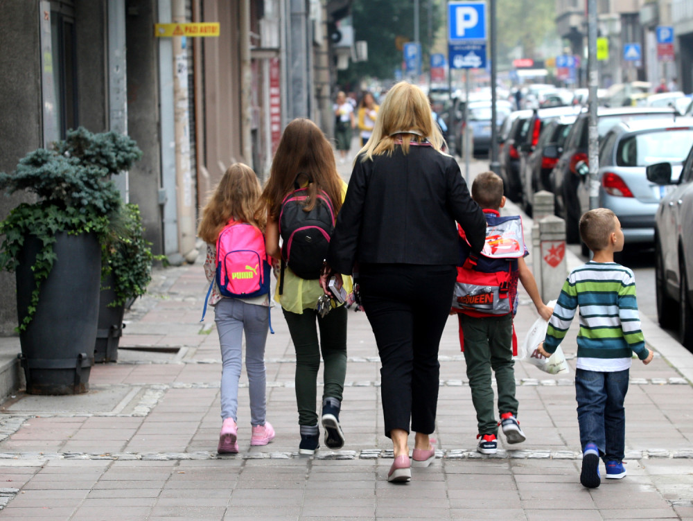 Ceo Novi Sad na nogama! Korisnici interneta besni: "Ako se još nekom desi, svedočiću!" (FOTO)
