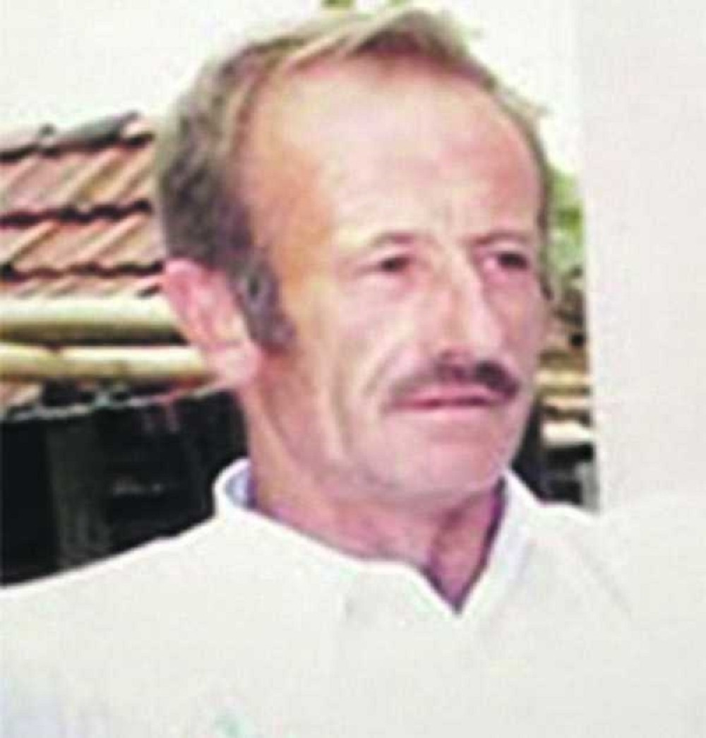 Nenad sečivom imasakrirao prvog suseda zadavši mu 14 uboda, a onda starcu prerezao vrat da ga DOKRAJČI!