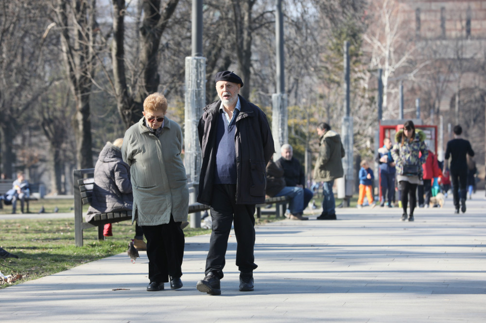 Rešena dilema koja muči najstarije sugrađane: Evo kada će penzioneri dobiti 50 evra