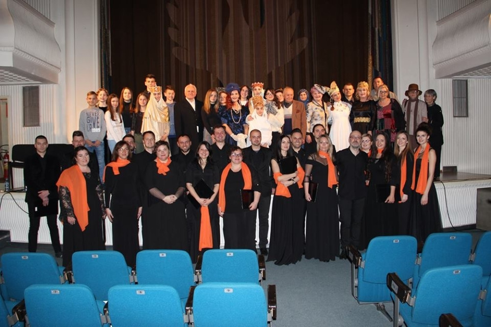 "Moćne žene ljubavlju zbore" zadivile Ruski dom!