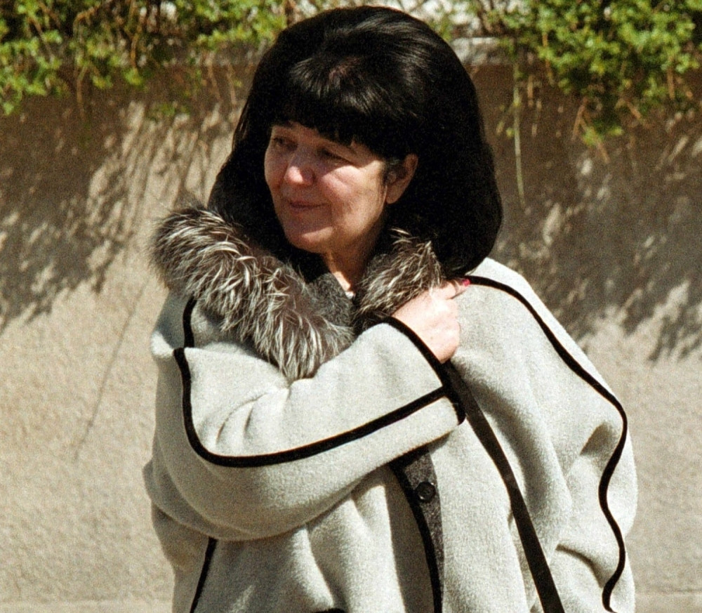 Sloba je bio njen karmički čovek, a život sa sinom joj nije nimalo lak! Teško njoj kad dođe jesen 2020!