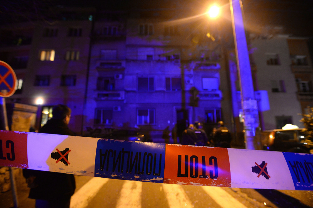 Motociklista naleteo na pešaka u Petrovaradinu, usmrtio ga na licu mesta