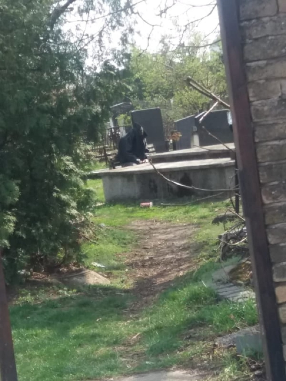 Scena od koje podilazi JEZA! Meštani sela ZGROŽENI, ovako nešto nikada nisu videli (VIDEO)