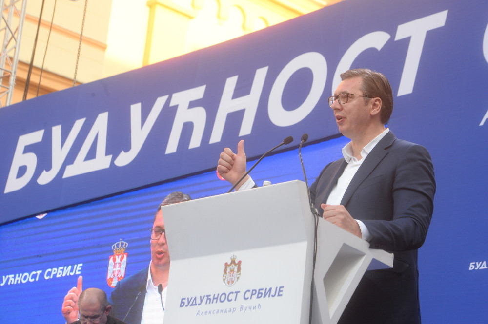 U 18 časova predsednik će poslati najvažniju poruku!