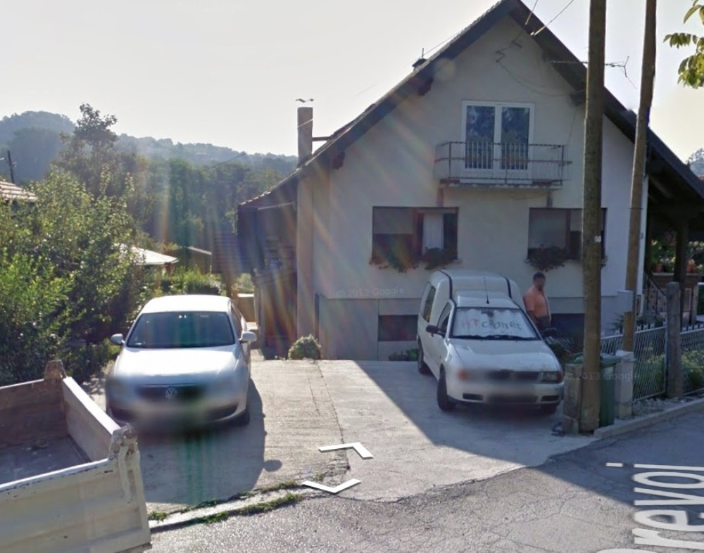 Bila sam sa detetom (4), lila je kiša kao iz kabla... Još sam pod utiskom da postoje ovakvi ljudi!