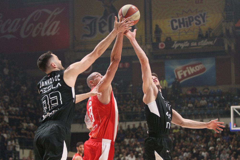 Novi derbi za infarkt! Partizan izborio majstoricu, Zvezda propustila šansu za finale! (VIDEO + FOTO)