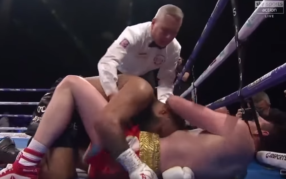 Ugrizao protivnika u ringu i podsetio na legendarnog Majka Tajsona (FOTO+VIDEO)