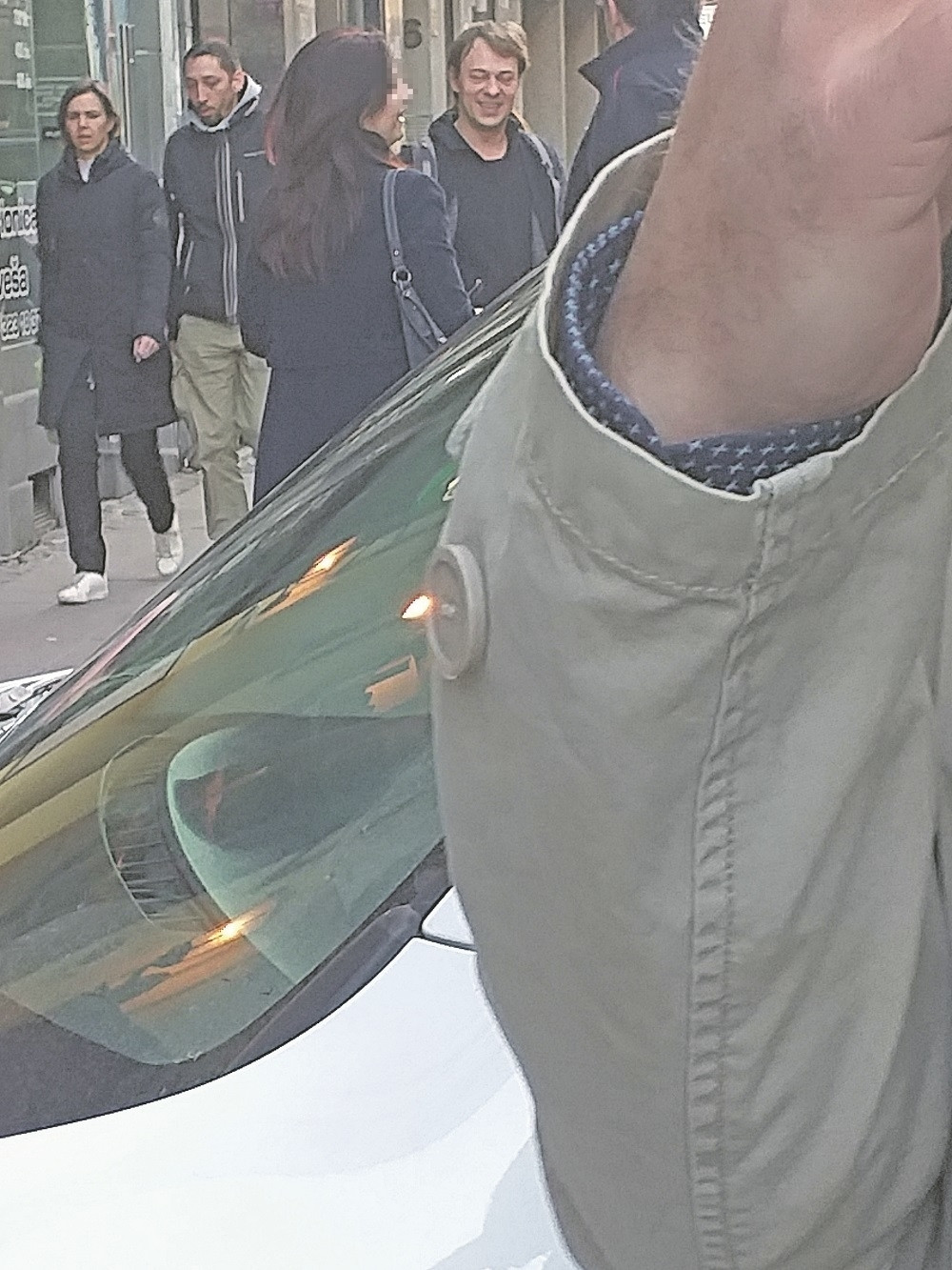 Osuđen za pedofiliju, a uhvaćen dok je radio ovo...