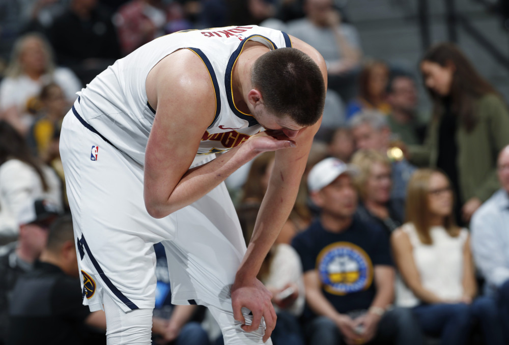 Jokićev trener pobesneo posle Nikolinog isključenja! (VIDEO)