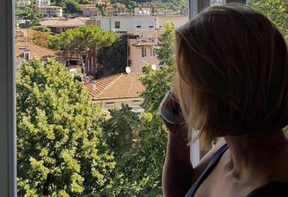 Poznata pevačica zavšila FAKULTET u 46. godini! Batalila pevanje, zgranućete se kada čujete čime se DANAS BAVI! (FOTO)