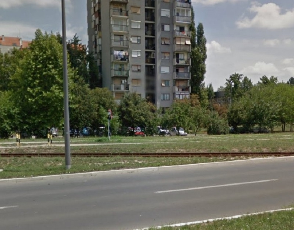 Muškarca pregazio voz u Novom Sadu