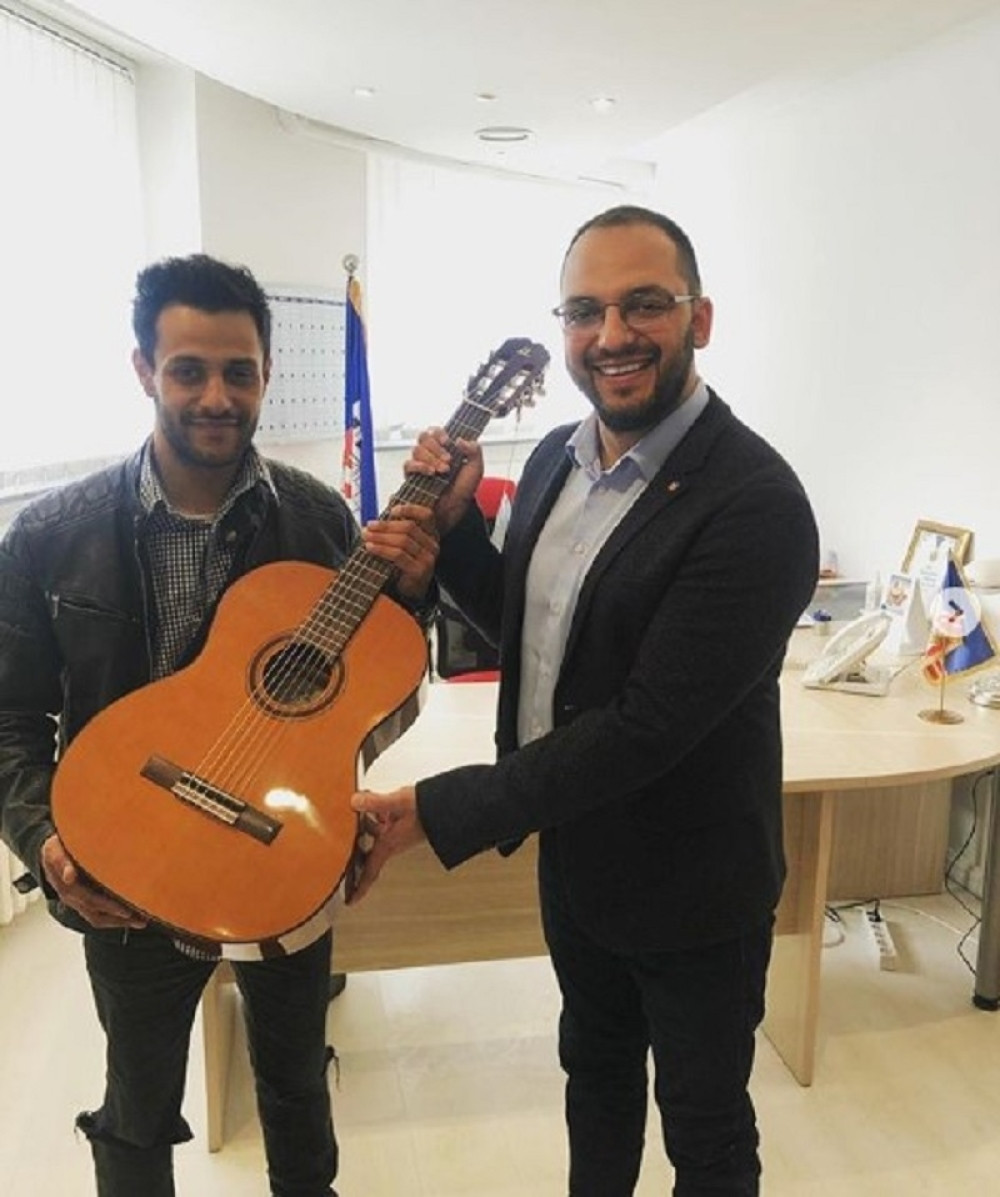 Damir Handanović održao reč: Ovako je oduševio momka koji svira na ulicama Beograda! (FOTO)