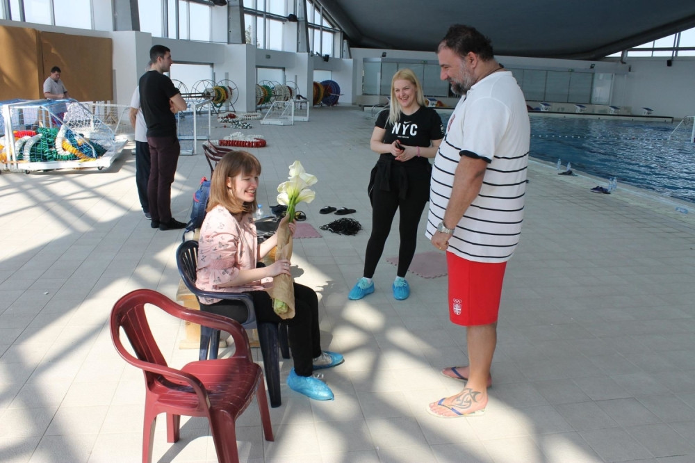 Srceparajuća priča o devojci koja ima cerebralnu paralizu i srpskim "Delfinima" (FOTO)