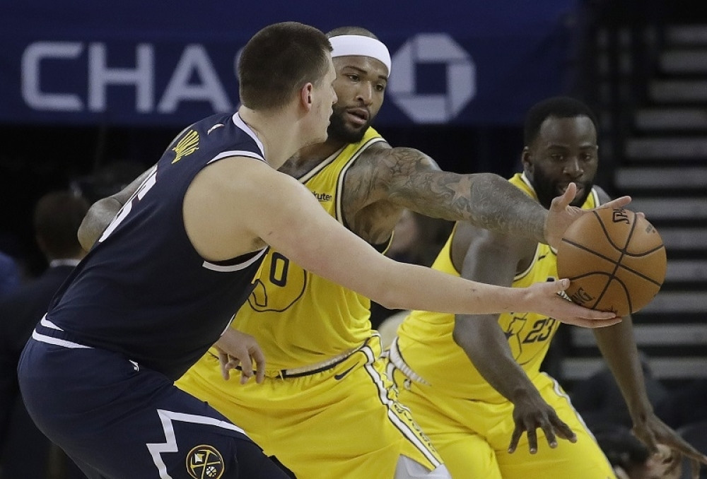 A onda mu je Nikola ovako odgovorio! (VIDEO)