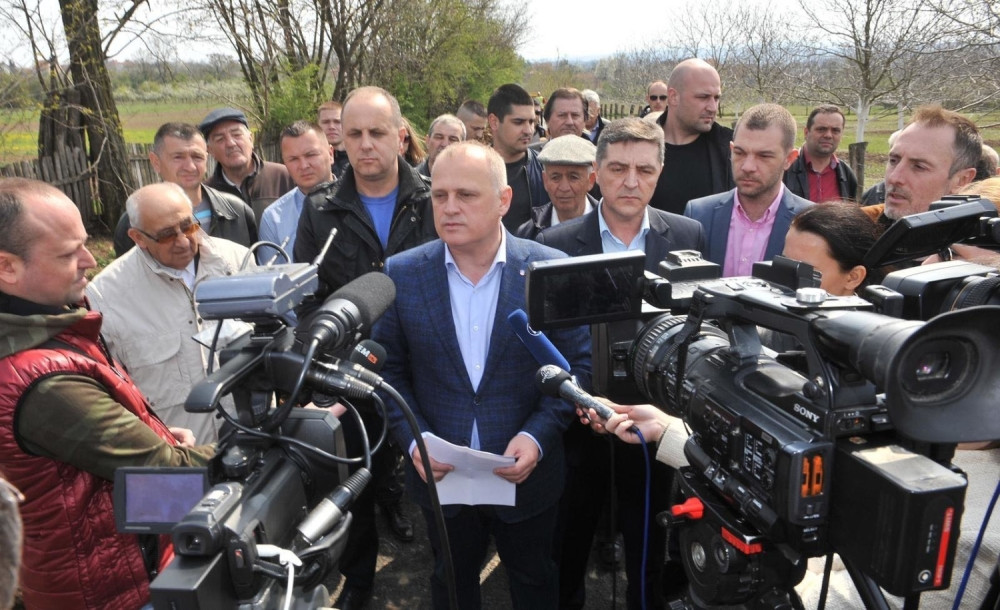 Obezbeđeni stanovi za decu bez roditeljskog staranja!