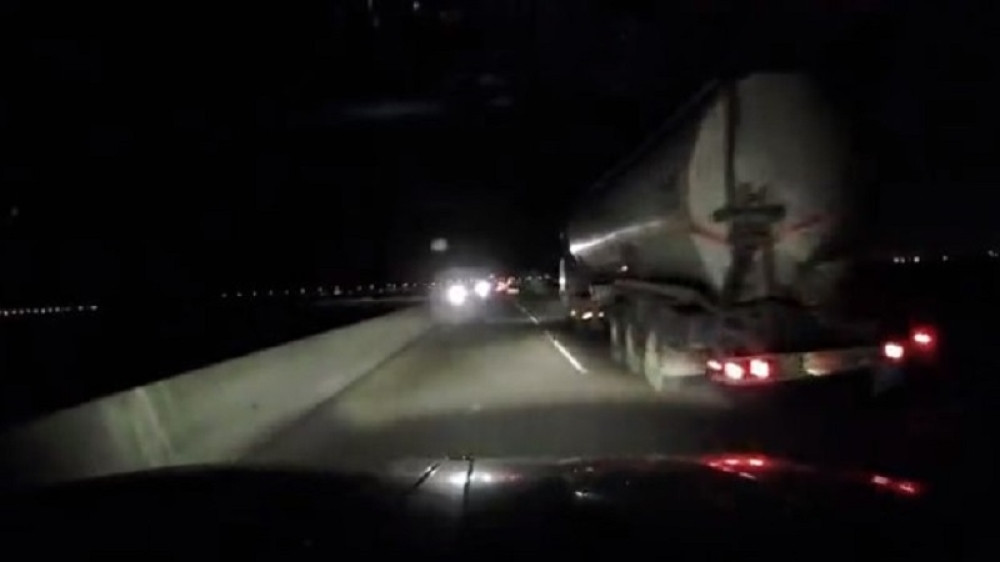 Isplivao SNIMAK stravičnog sudara na Pupinovom mostu! (VIDEO)