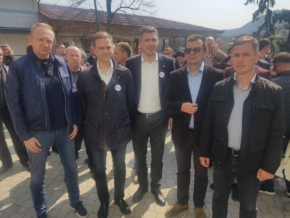 Odbornici SNS ostaju u opštini Grocka da brane izbornu volju građana