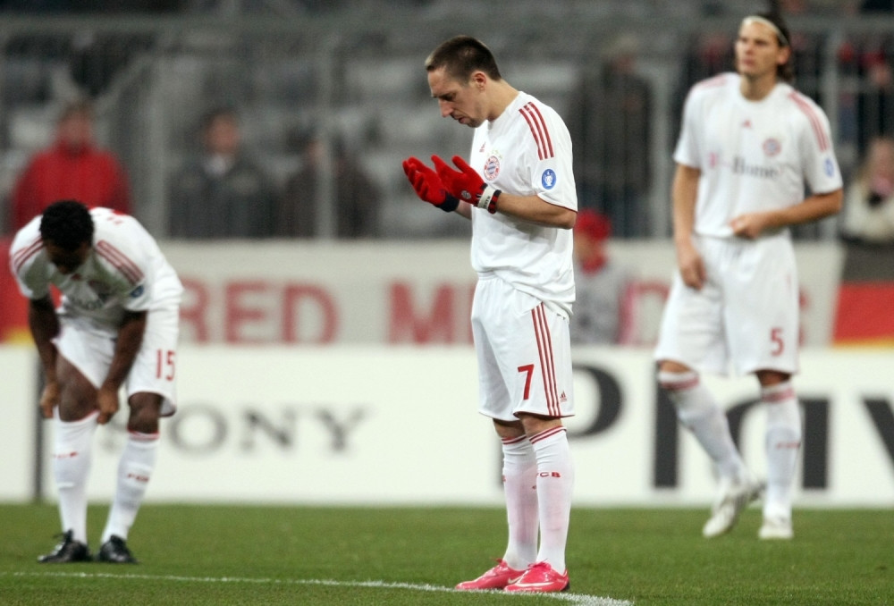 IZ KATEDRALE U DŽAMIJU i obrnuto...