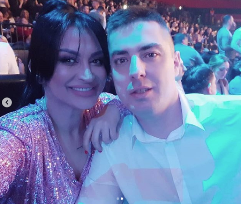 Andreana Čekić se zbog TUČE sa dečkom nije pojavila na nastupu?! Ovo je prava ISTINA o svemu što se dogodilo, ali i POVREDAMA!