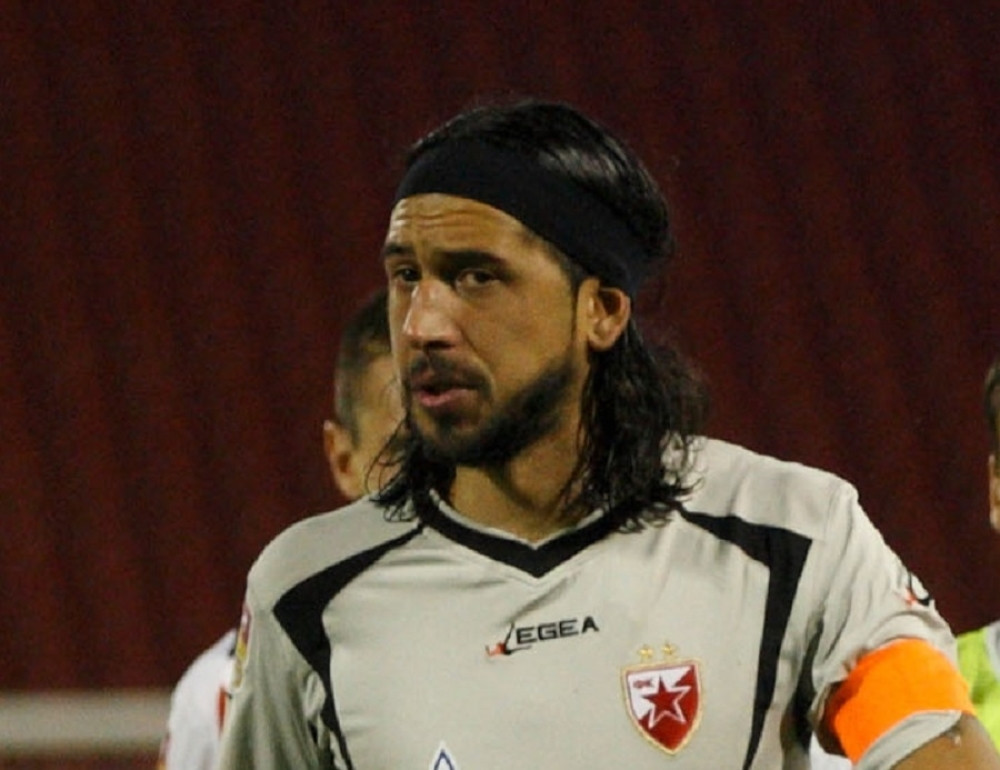 Popularni golman danas izgleda POTPUNO NEVEROVATNO! Da li je moguće?! (FOTO)