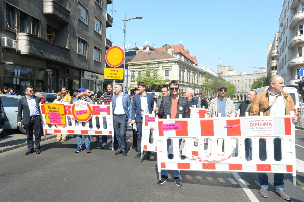 Horor u centru Beograda, pakao na sve strane, ljudi nisu imali kud!