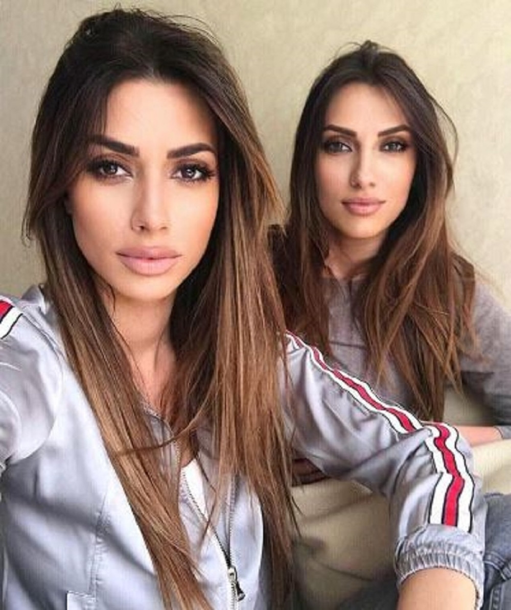 Sada je pokazala i SESTRU! Tek kada vidite nju! (FOTO)