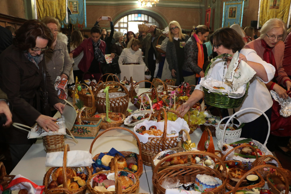 Evo šta svaka srpska porodica treba da uradi za Vaskrs i kojim ljudima nikako ne smete da date jaje!