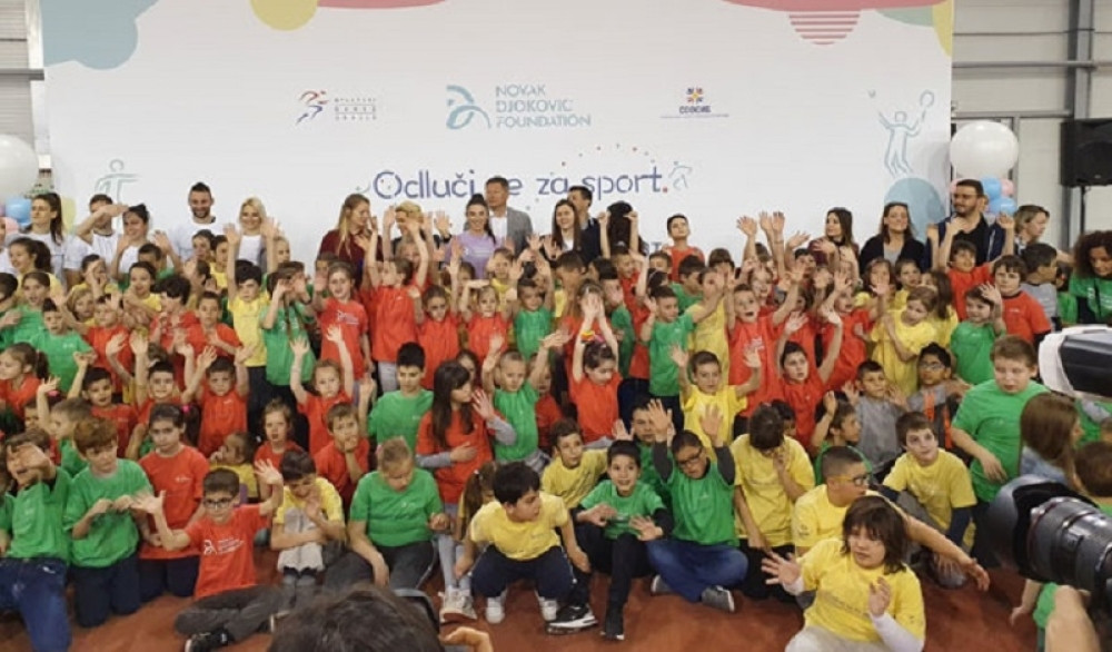 Osnovci obeležili Dan sporta uz Ivanu Španović