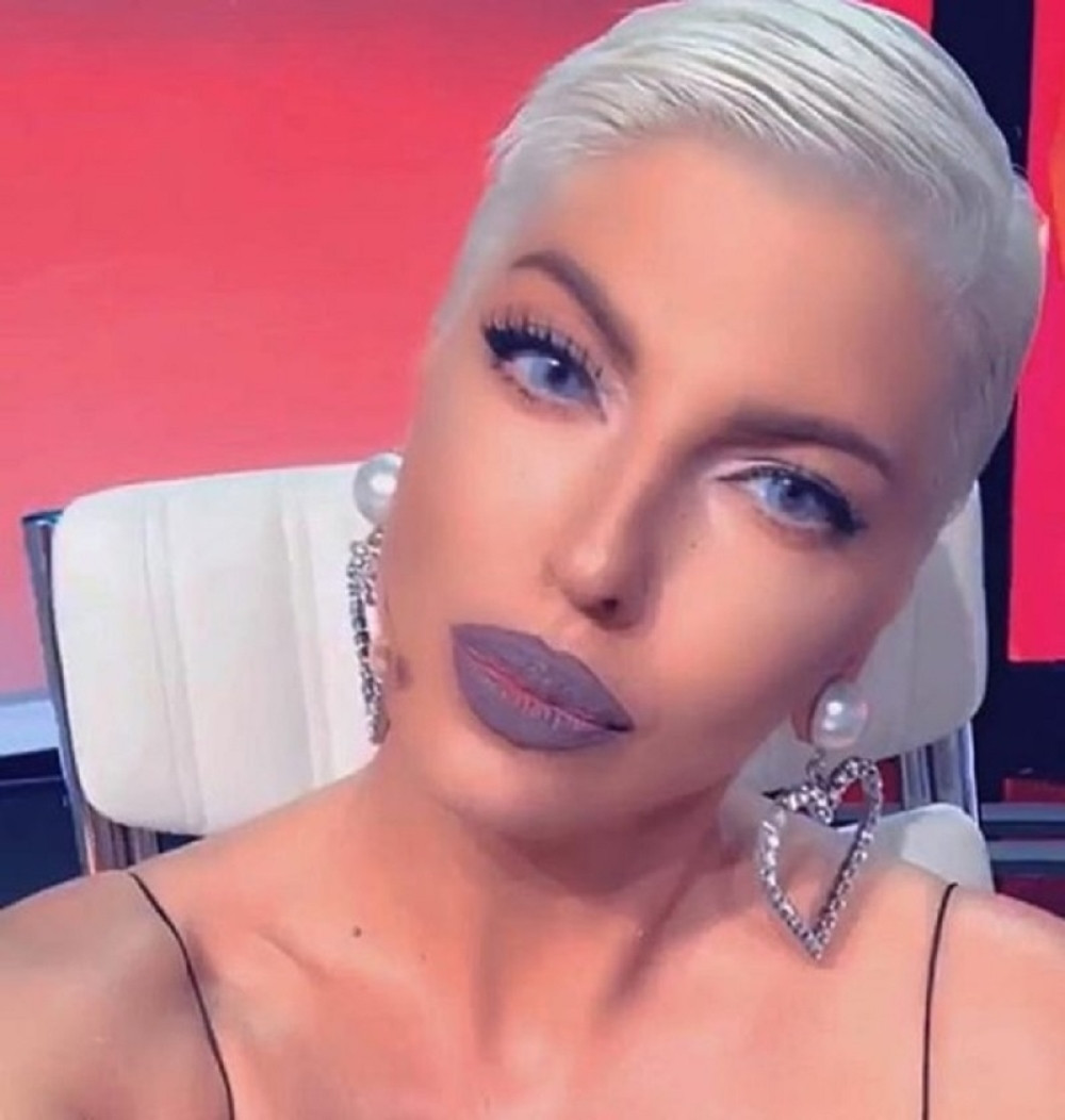 Tuga za Divnom i dalje RAZDIRE Jelenu, a poruku koju je danas objavila otkriva kroz kakav pakao prolazi! (FOTO)