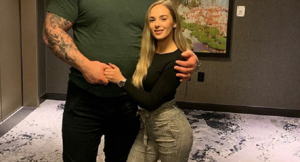 Jede na svaka dva sata, kad su je pitali ŠTA RADE U KREVETU, odgovor ih je ostavio BEZ REČI!