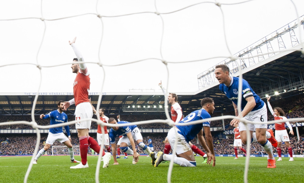 "Karamele" šokirale Arsenal, borba za Ligu šampiona postaje još uzbudljivija! (VIDEO)
