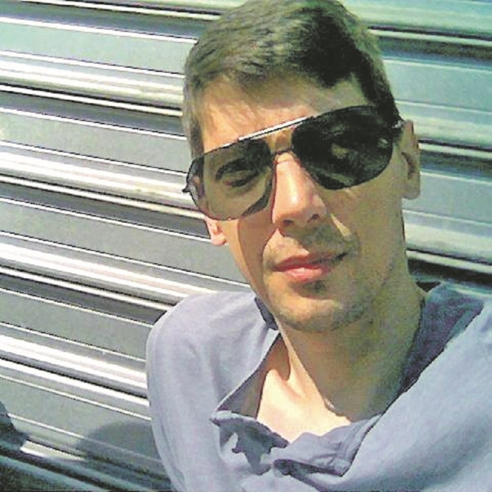 Dobrilino telo u fazi raspadanja ležalo na krevetu, komšije osećale nesnosan smrad: Prijateljica otkrila pozadinu porodične tragedije na Zvezdari!