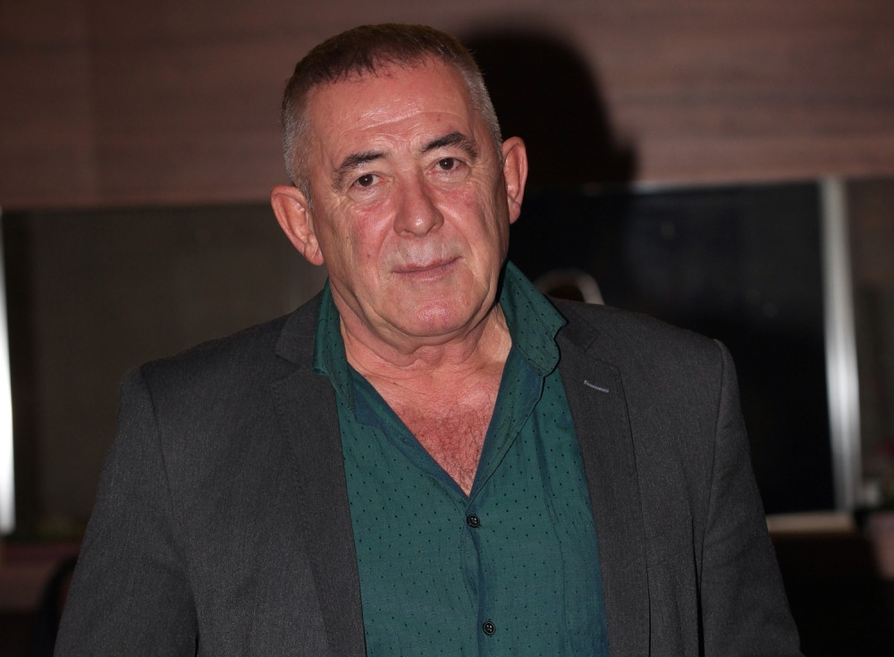 Bila je ljubavnica Mime Karadžića, a evo kako danas izgleda! (FOTO)