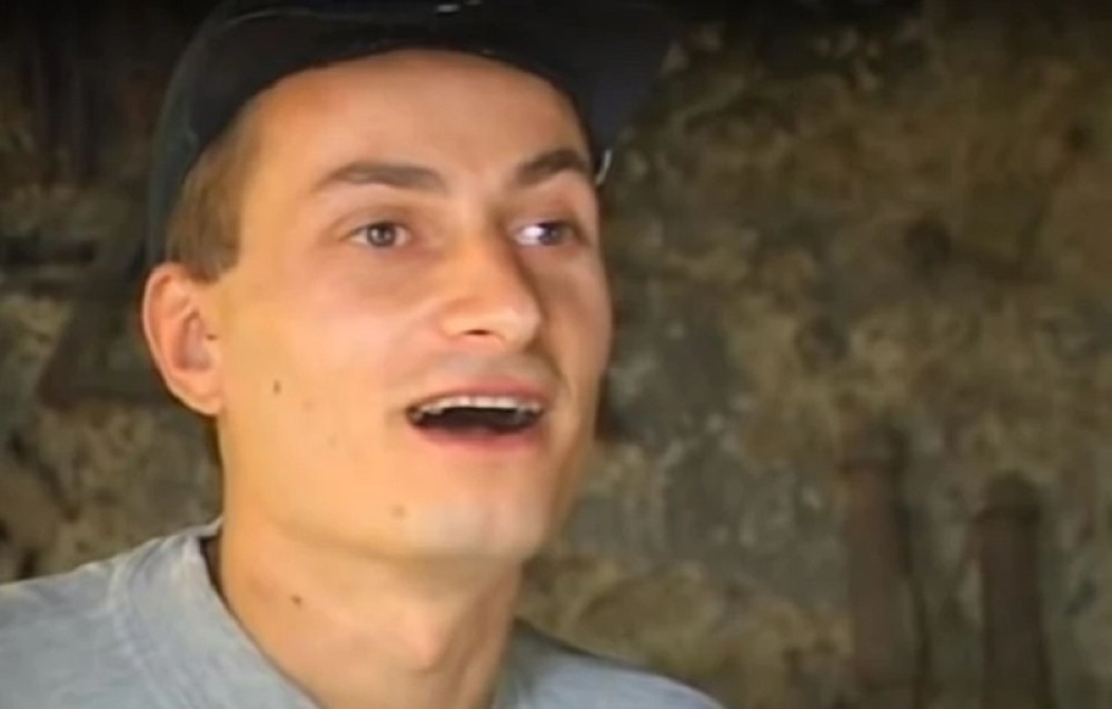 Sećate se kovača zbog kojeg se smejala cela Srbija? Ženio se dva puta, a zbog prevare je bio u centru skandala! Danas izgleda neprepoznatljivo! (FOTO)