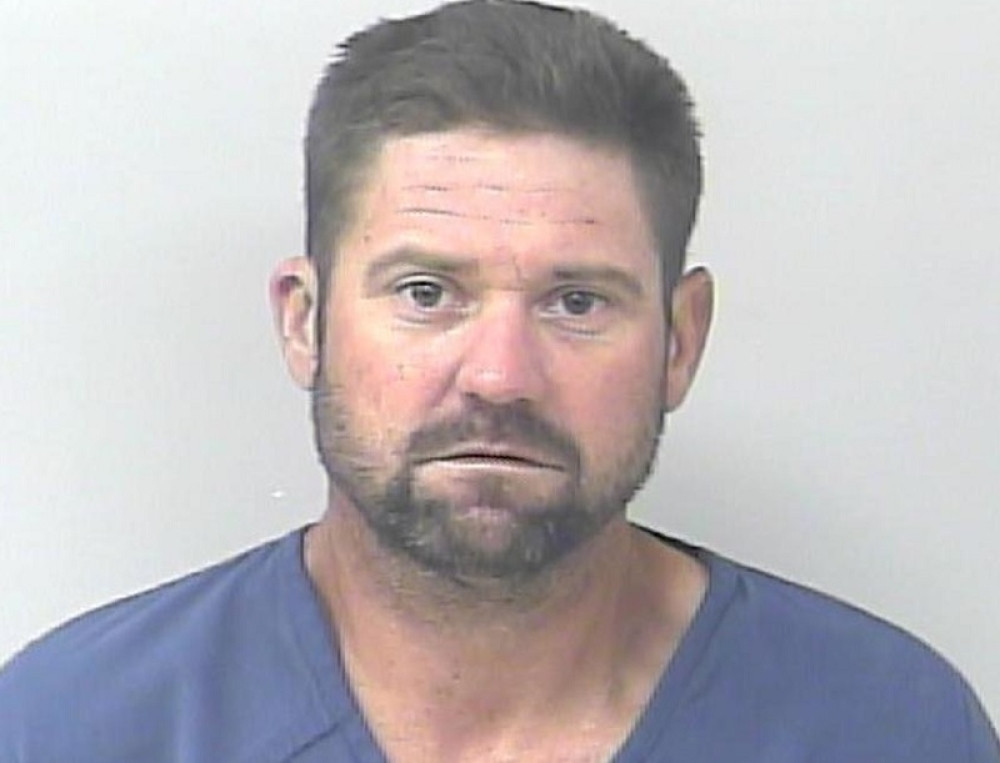 Obijao automobile na parkingu zatvora iz koga samo što je pušten!