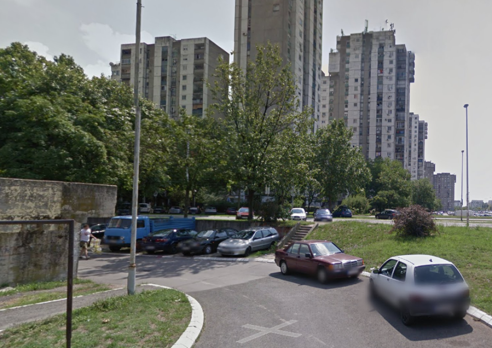 Dečak skočio sa 7. sprata zgrade! Za to imao strašan razlog!