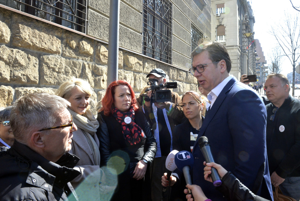 Ovo je predlog leks specijalisa za zadužene u švajcarcima! Otpisuje se 40 odsto glavnice!