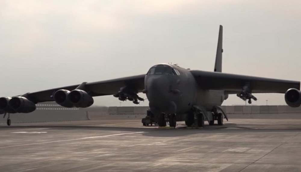 Najmoćniji američki bombarder oboren u Avganistanu?! SAD za sada ne komentarišu (VIDEO)