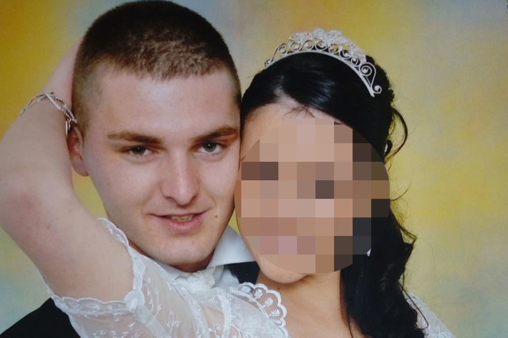 Obesio se iz očaja: "Rekao sam da bih dao život za tebe bubice. J*biga, znaš i sama! Jovica kaže, Jovica uradi"