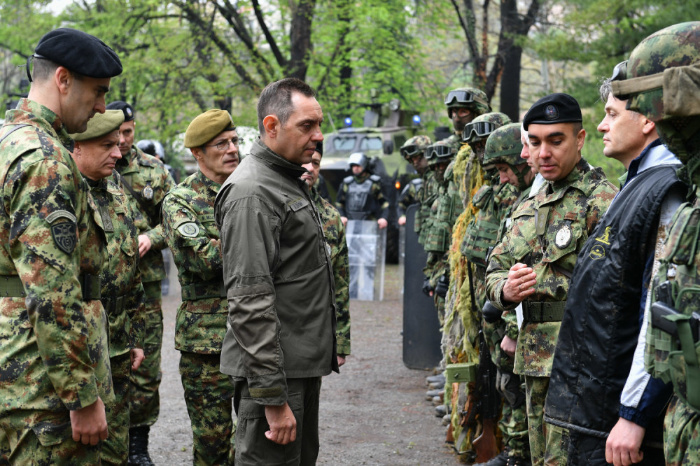 Ministar odbrane posetio 5. bataljon