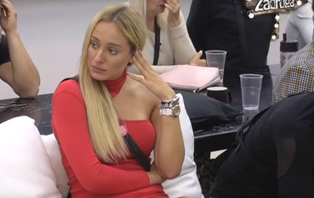 Lunu pogodile Anastasijine pesme, pa RAZVEZALA jezik o bivšoj drugarici