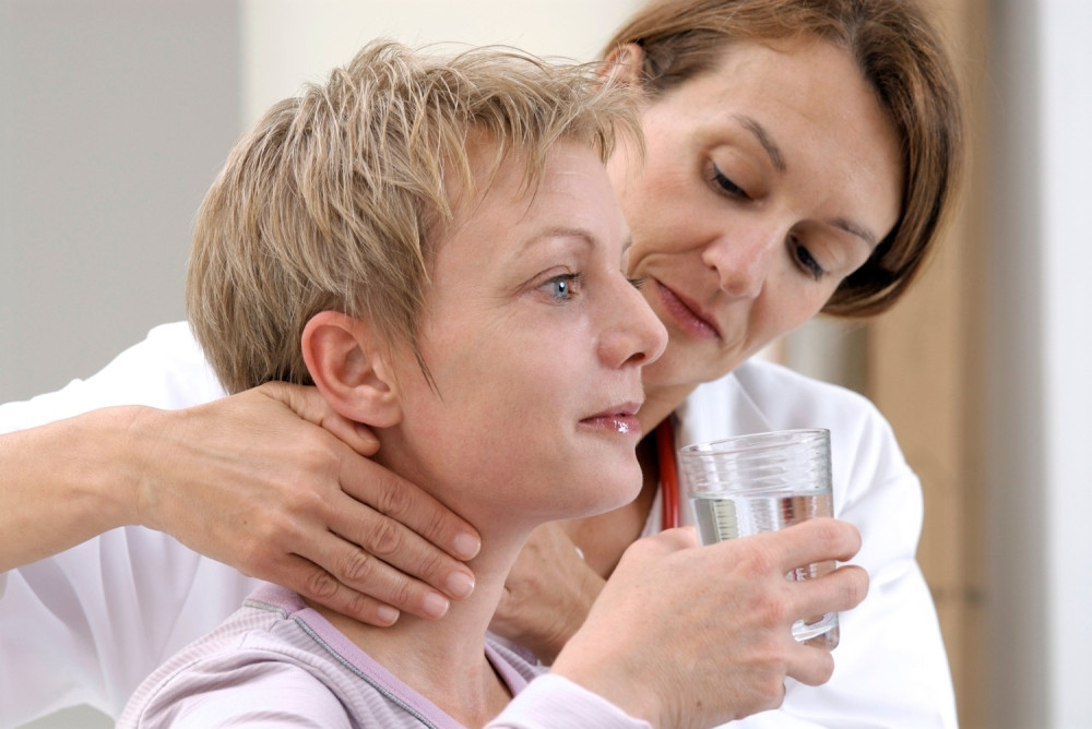 U četiri koraka uradite samopregled štitne žlezde, a ovo je znak da su se desile opasne promene!