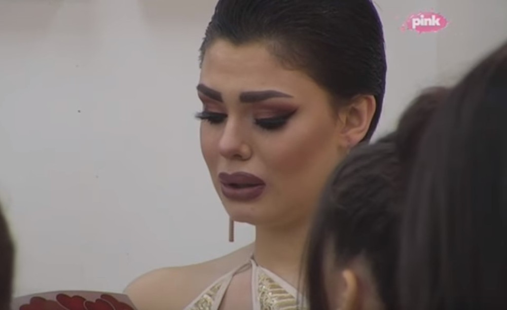 "Tri muškarca su me odjednom silovala, bila, čupala, ne znam kako sam ostala živa!" Traumatično iskustvo Mine Vrbaški uzdrmalo Zadrugu!