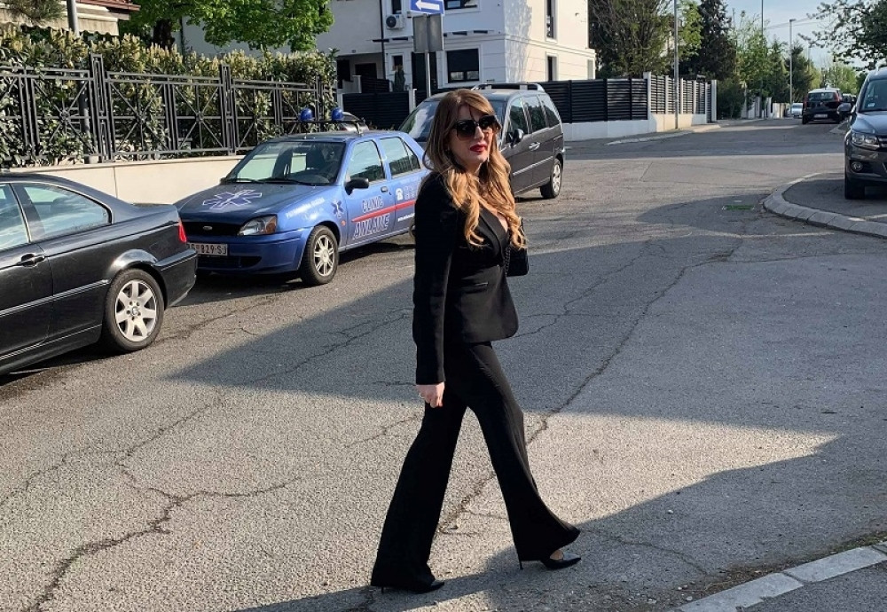 Viki Miljković ugradila silikone?! Pokazala BUJNE GRUDI, kipe NA SVE STRANE! (FOTO)