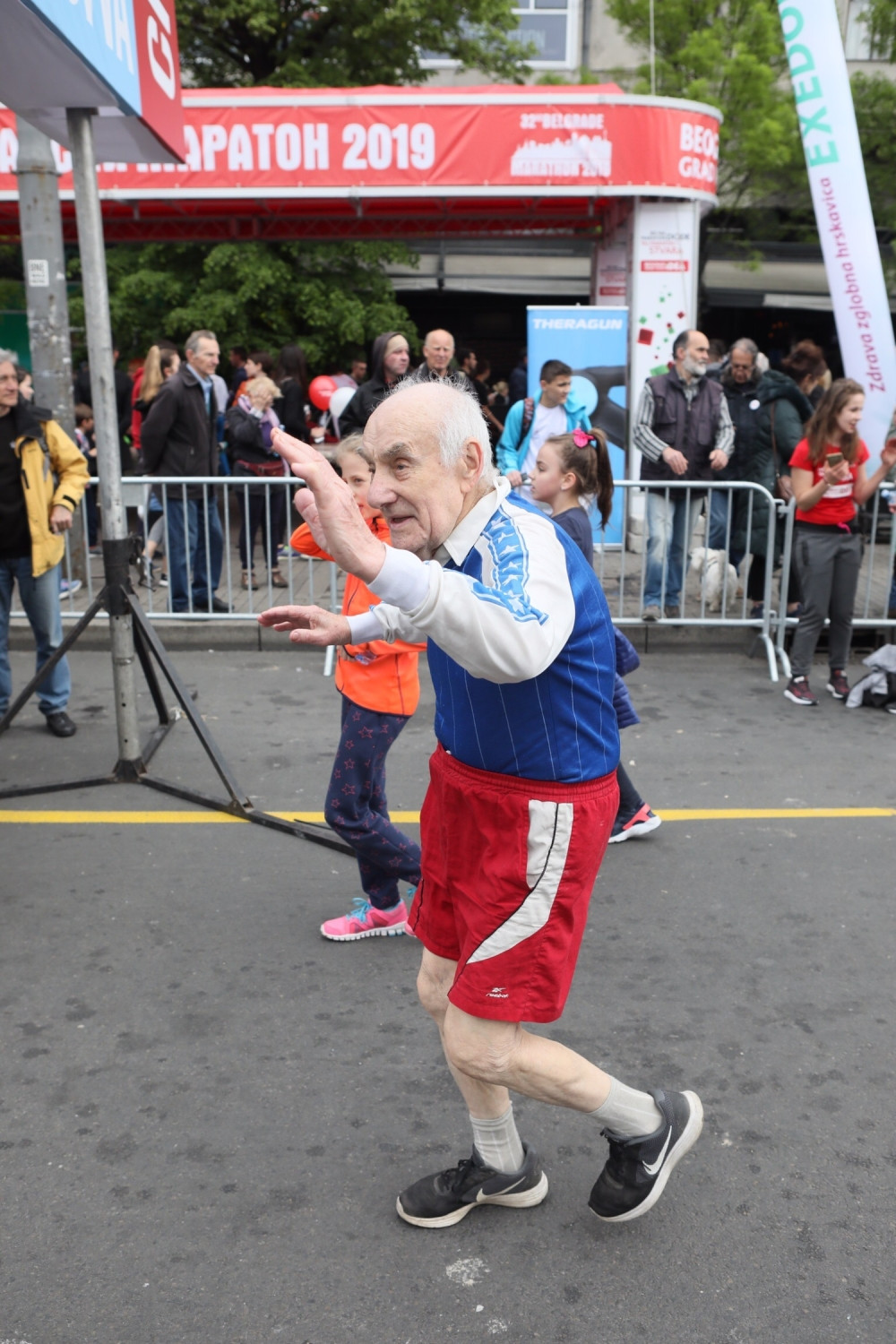 Pogledajte najlepše fotografije sa maratona koje će vam popraviti raspoloženje i razvedriti sumoran dan! (FOTO)