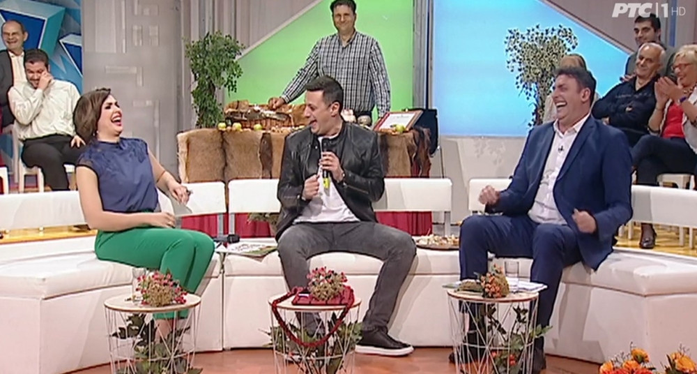 Andrija Milošević ispričao vic koji je toliko glup da su se svi u "Šarenici" ZACENILI OD SMEHA!